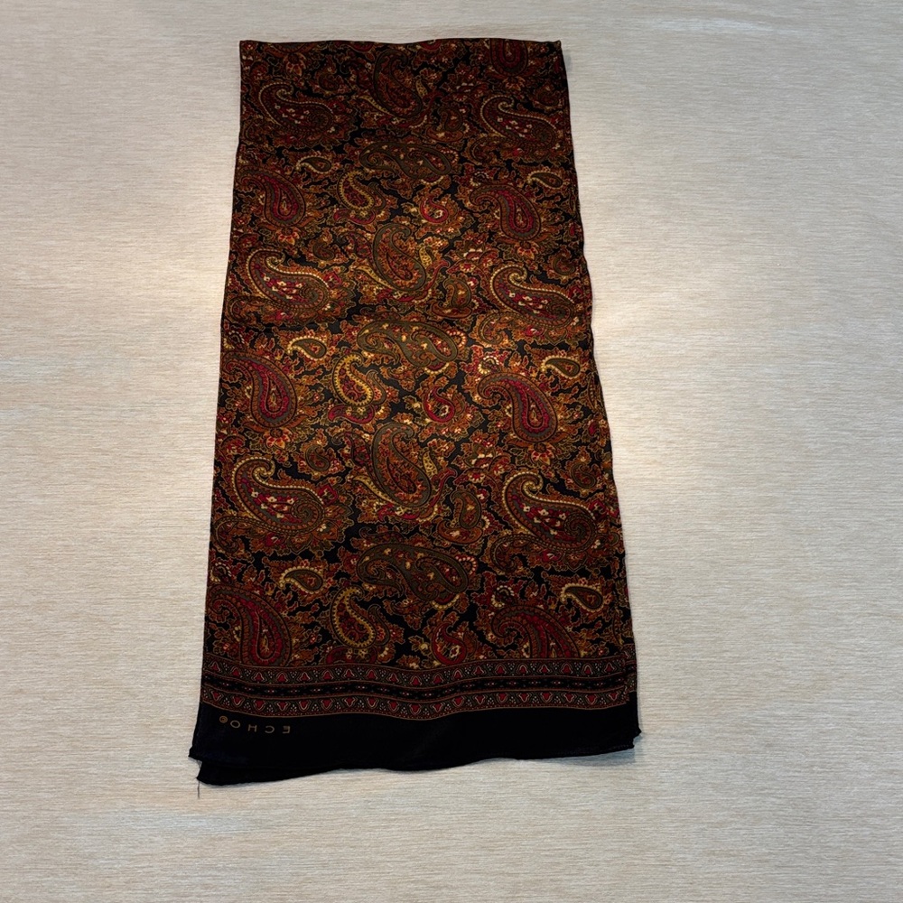 Elegant Paisley Scarf